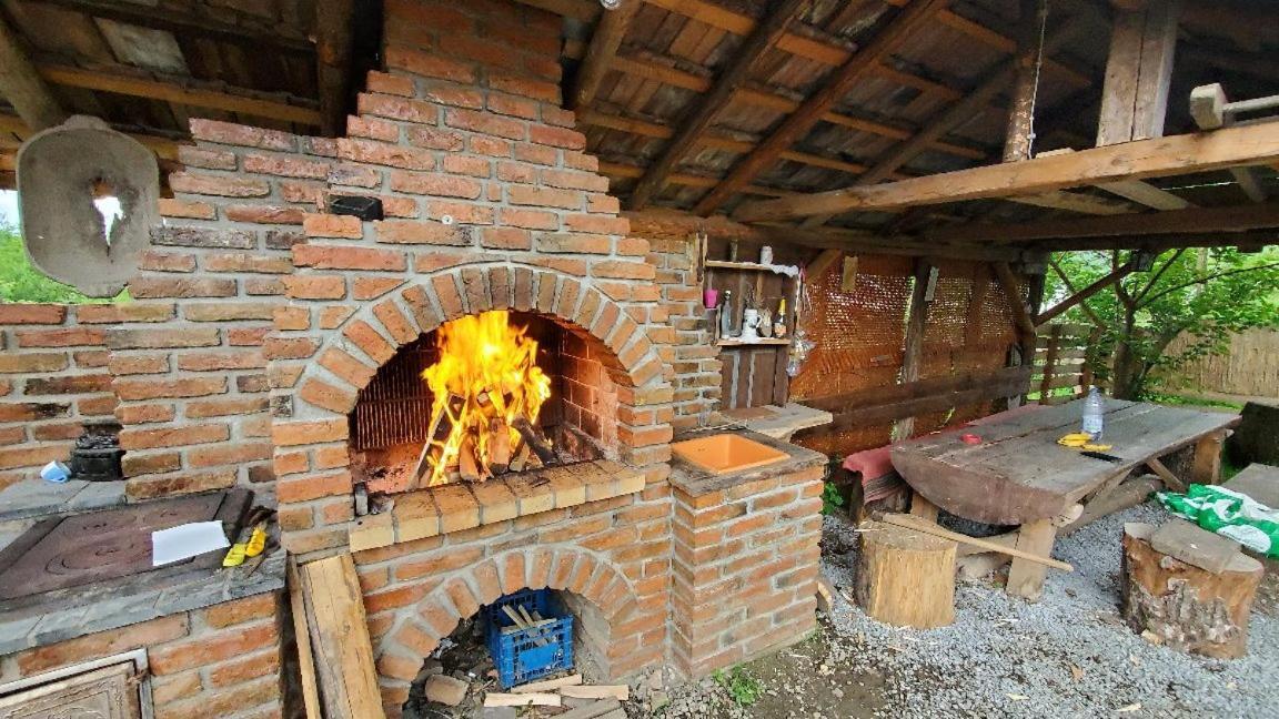 Casa Rustic Feher & Fekete Vendeghazak Sovata Exteriör bild